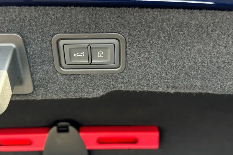 Audi S8 din 2022 cu 36.348 km - oferta AUD110201 - foto 18