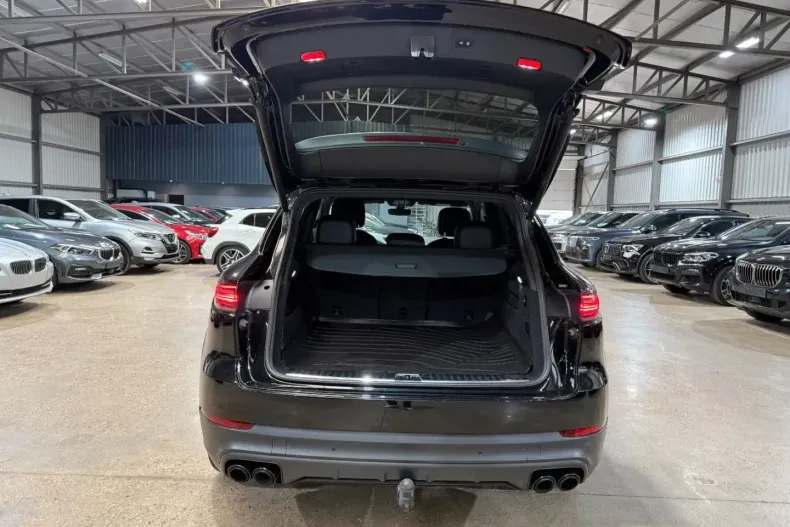 Porsche Cayenne din 2020 cu 118.000 km - oferta POR110239 - foto 19