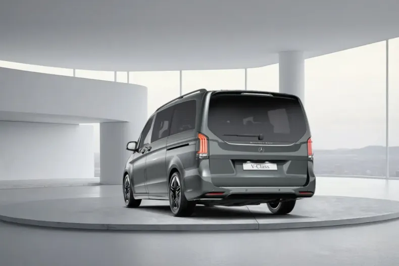 Mercedes-Benz V 300 din 2024 cu 7.601 km - oferta MER110256 - foto 4