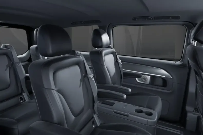 Mercedes-Benz V 300 din 2024 cu 7.601 km - oferta MER110256 - foto 8