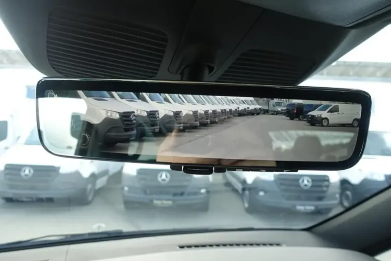 Mercedes-Benz V 300 din 2025 cu 17.144 km - oferta MER110262 - foto 22