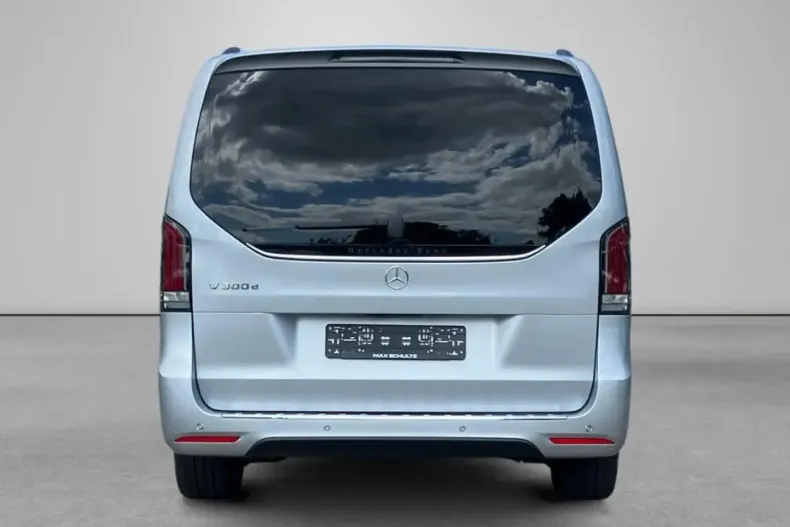 Mercedes-Benz V 300 din 2024 cu 11.500 km - oferta MER110263 - foto 5