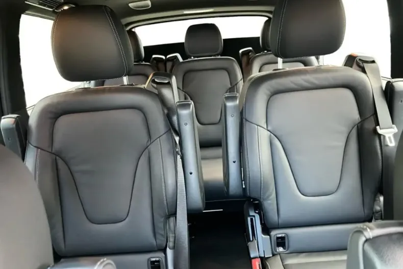 Mercedes-Benz V 300 din 2024 cu 11.500 km - oferta MER110263 - foto 11