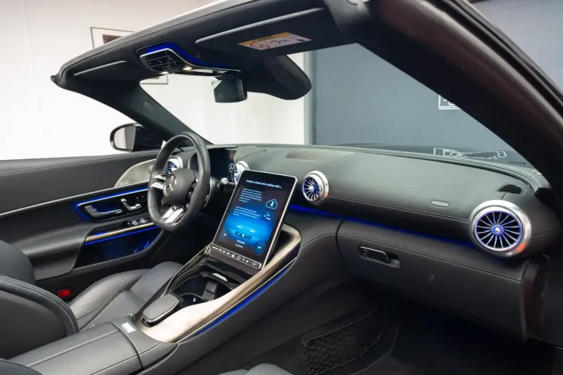 Mercedes-Benz SL 43 AMG din 2022 cu 11.500 km - oferta MER110274 - foto 29