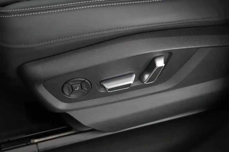 Audi Q7 din 2024 cu 5.880 km - oferta AUD110287 - foto 8