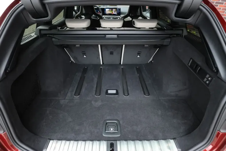 BMW M3 din 2025 cu 4.120 km - oferta BMW110296 - foto 32