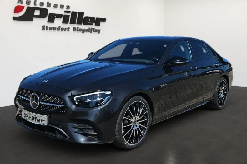 Mercedes-Benz E 220 din 2023 cu 58.003 km - oferta MER110308 - foto 1