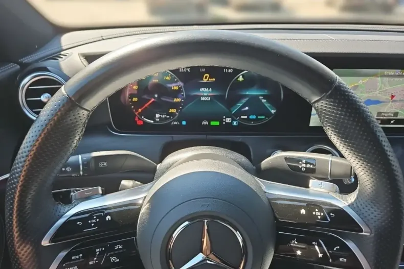 Mercedes-Benz E 220 din 2023 cu 58.003 km - oferta MER110308 - foto 8