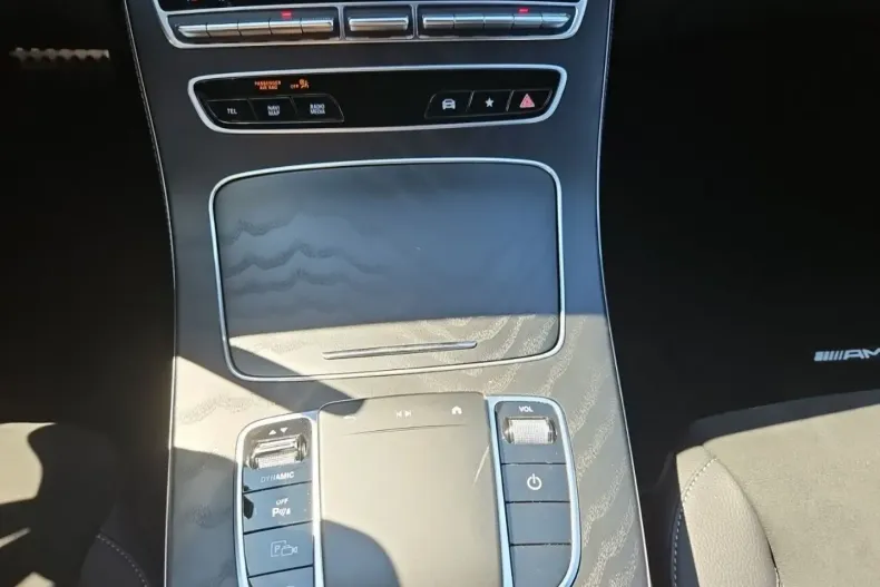 Mercedes-Benz E 220 din 2023 cu 58.003 km - oferta MER110308 - foto 20