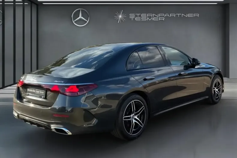 Mercedes-Benz E 300 din 2024 cu 65.912 km - oferta MER110309 - foto 13