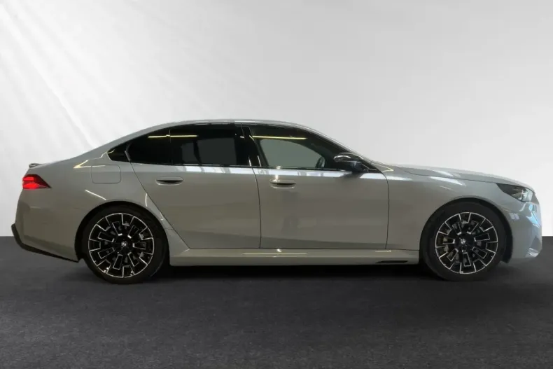 BMW M5 din 2024 cu 12.950 km - oferta BMW110331 - foto 2