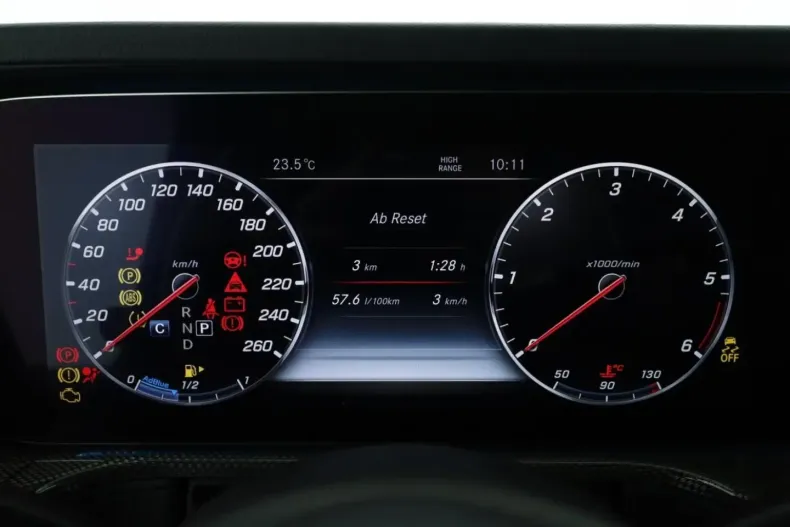 Mercedes-Benz G 400 din 2021 cu 57.480 km - oferta MER110339 - foto 12