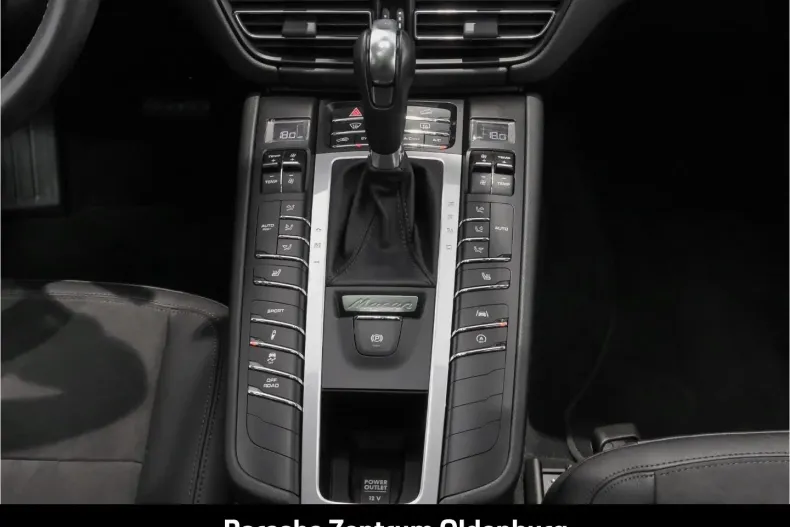 Porsche Macan din 2021 cu 67.101 km - oferta POR110375 - foto 35