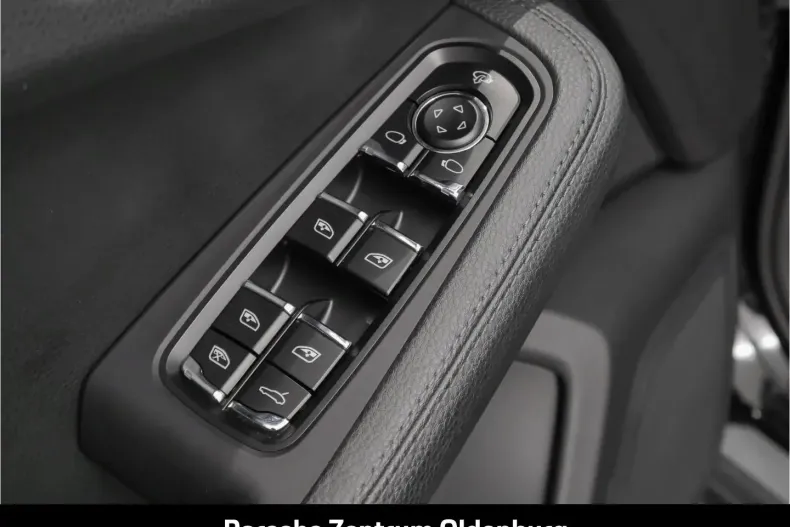 Porsche Macan din 2021 cu 67.101 km - oferta POR110375 - foto 38