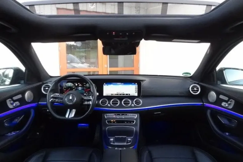 Mercedes-Benz E 400 din 2022 cu 93.975 km - oferta MER110391 - foto 8