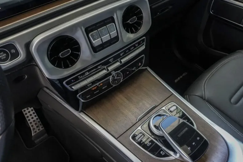 Mercedes-Benz G 350 din 2020 cu 83.425 km - oferta MER110394 - foto 18