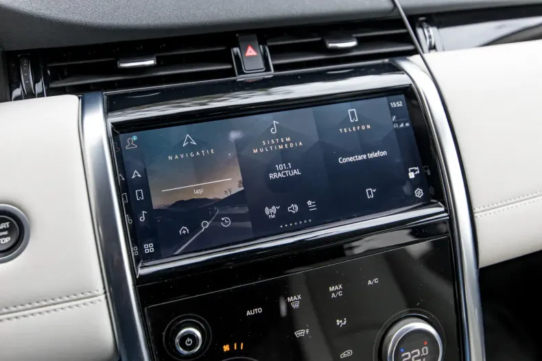 Land Rover Discovery Sport din 2022 cu 29.000 km - oferta LAN110400 - foto 22