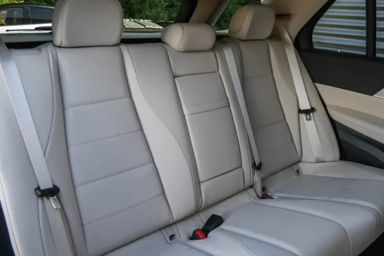 Mercedes-Benz GLE 450 din 2024 cu 19.151 km - oferta MER110426 - foto 4