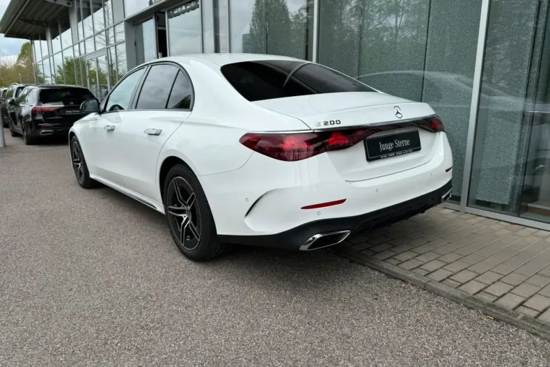 Mercedes-Benz E 200 din 2023 cu 38.487 km - oferta MER110428 - foto 5