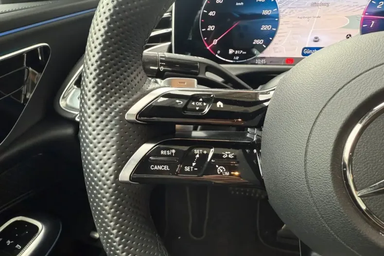 Mercedes-Benz E 200 din 2023 cu 38.487 km - oferta MER110428 - foto 12