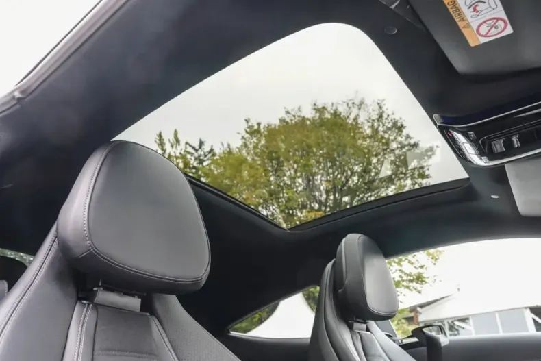 Mercedes-Benz CLE 300 din 2024 cu 23.950 km - oferta MER110430 - foto 9