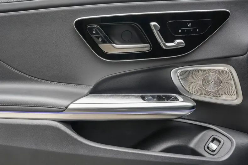 Mercedes-Benz CLE 300 din 2024 cu 23.950 km - oferta MER110430 - foto 16