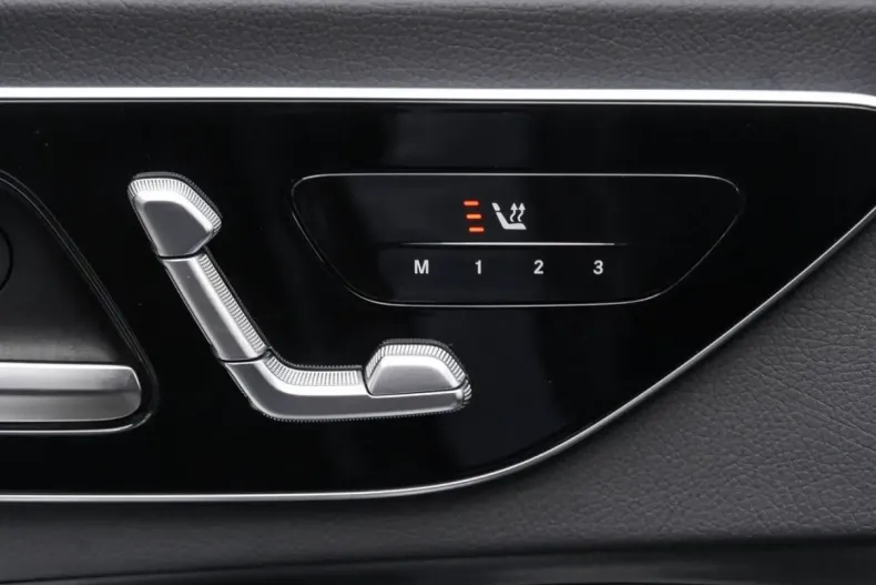 Mercedes-Benz CLE 300 din 2024 cu 19.990 km - oferta MER110450 - foto 14