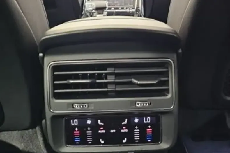 Audi Q7 din 2025 cu 27.986 km - oferta AUD110506 - foto 19