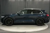 Volkswagen Touareg din 2024 cu 58.850 km - oferta VOL110536 - foto 2