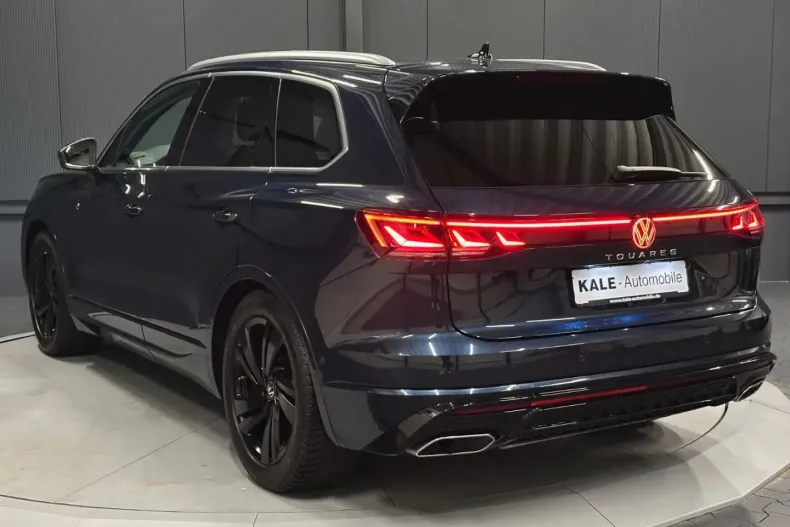 Volkswagen Touareg din 2024 cu 58.850 km - oferta VOL110536 - foto 3