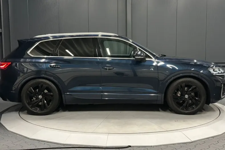 Volkswagen Touareg din 2024 cu 58.850 km - oferta VOL110536 - foto 6