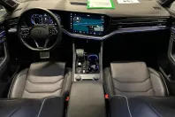 Volkswagen Touareg din 2024 cu 58.850 km - oferta VOL110536 - foto 11