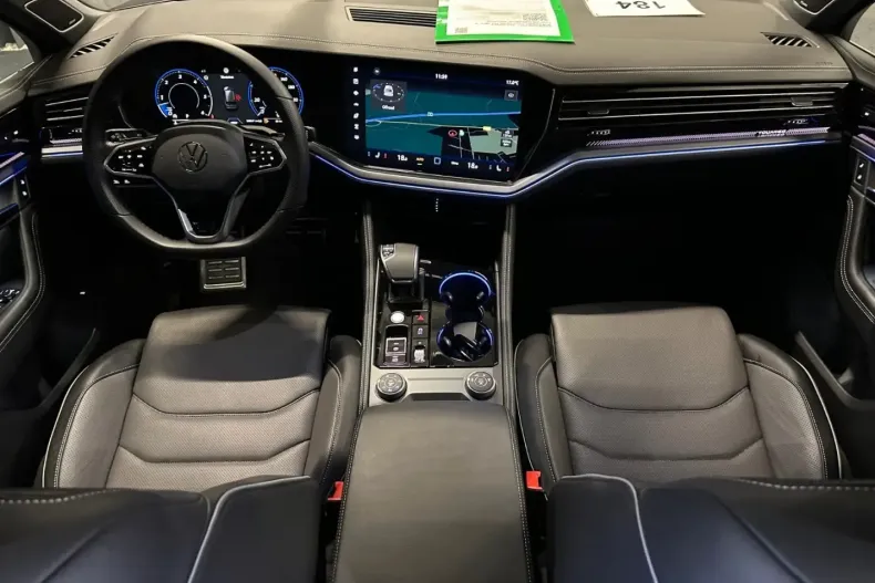 Volkswagen Touareg din 2024 cu 58.850 km - oferta VOL110536 - foto 11