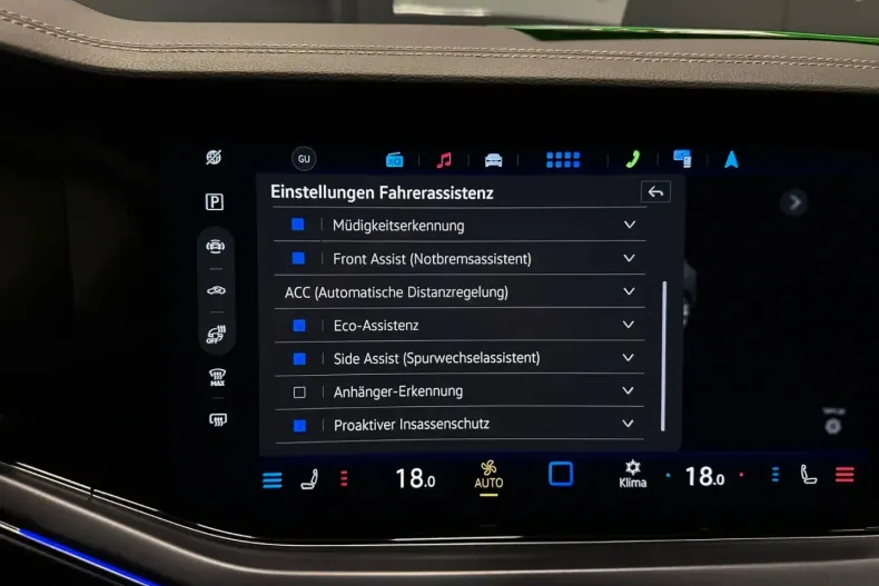 Volkswagen Touareg din 2024 cu 58.850 km - oferta VOL110536 - foto 26