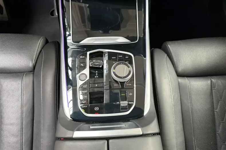 BMW X7 din 2024 cu 24.900 km - oferta BMW110539 - foto 8