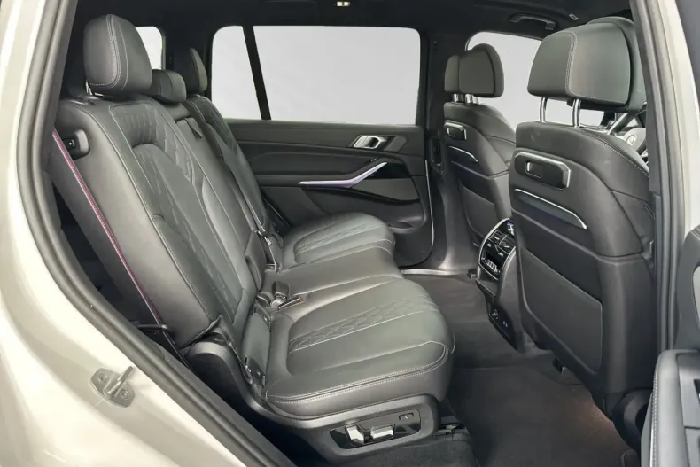 BMW X7 din 2024 cu 24.900 km - oferta BMW110539 - foto 11