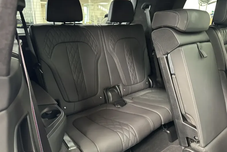 BMW X7 din 2024 cu 24.900 km - oferta BMW110539 - foto 16