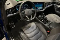 Volkswagen Touareg din 2023 cu 65.850 km - oferta VOL110546 - foto 16