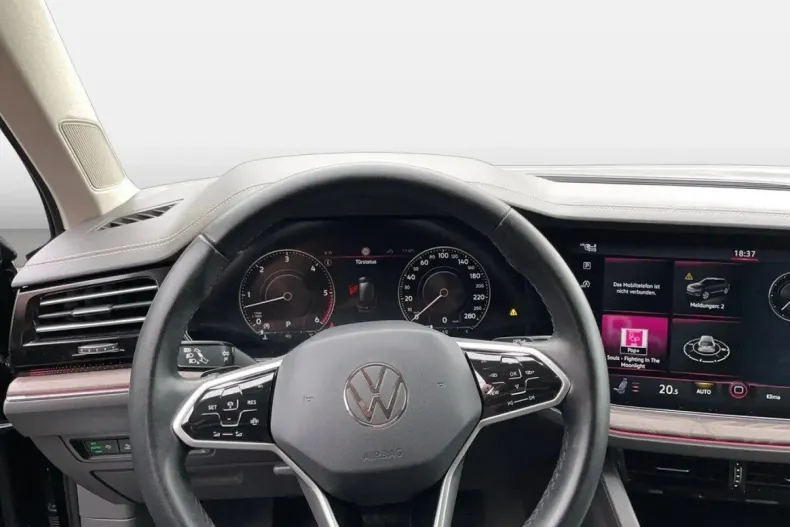 Volkswagen Touareg din 2023 cu 47.100 km - oferta VOL110563 - foto 9