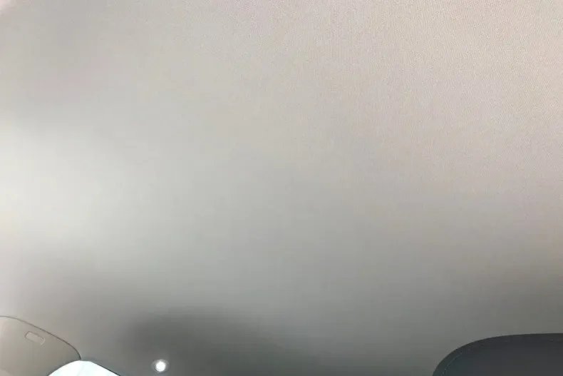 Volkswagen Touareg din 2023 cu 47.100 km - oferta VOL110563 - foto 14