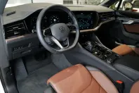 Volkswagen Touareg din 2024 cu 9.396 km - oferta VOL110622 - foto 2