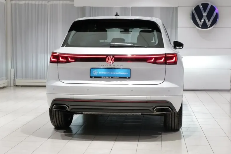 Volkswagen Touareg din 2024 cu 9.396 km - oferta VOL110622 - foto 4