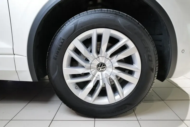 Volkswagen Touareg din 2024 cu 9.396 km - oferta VOL110622 - foto 27