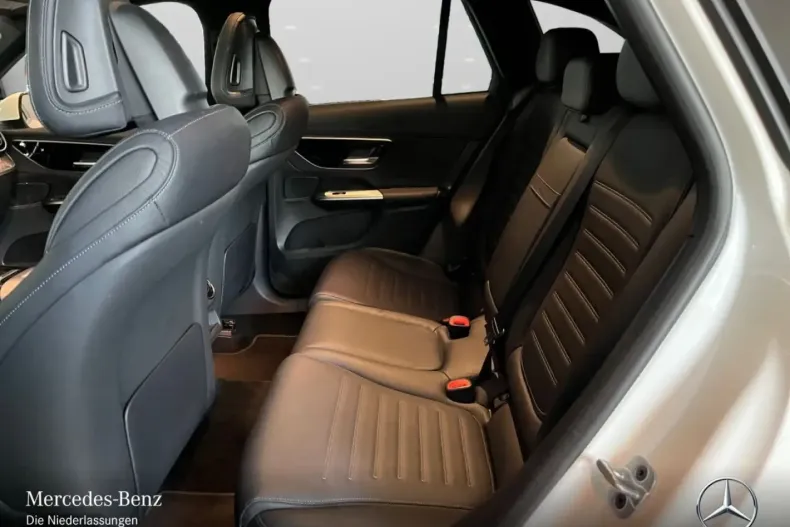 Mercedes-Benz GLC 220 din 2023 cu 65.526 km - oferta MER110626 - foto 9