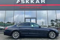 Mercedes-Benz E 200 din 2020 cu 86.706 km - oferta MER110629 - foto 4