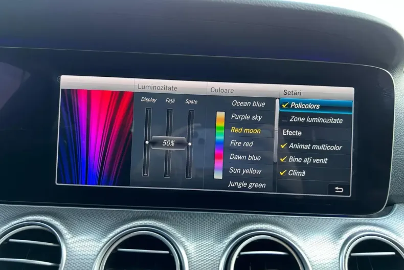 Mercedes-Benz E 200 din 2020 cu 86.706 km - oferta MER110629 - foto 30