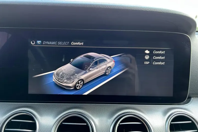 Mercedes-Benz E 200 din 2020 cu 86.706 km - oferta MER110629 - foto 31