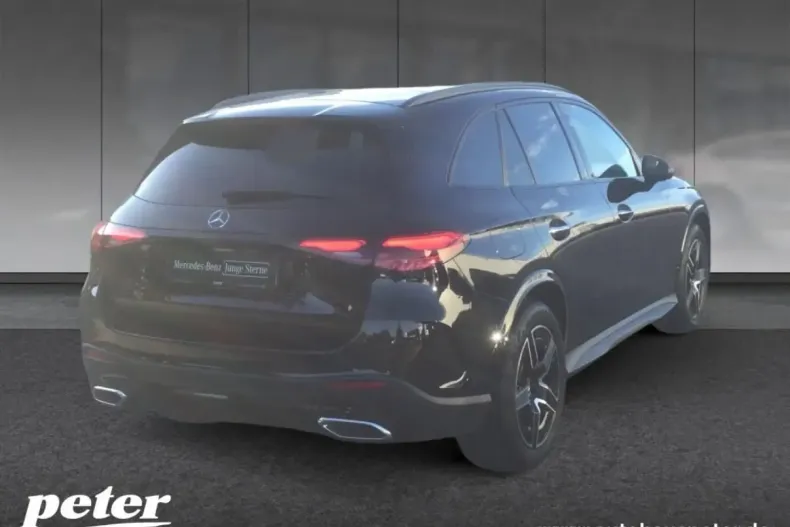 Mercedes-Benz GLC 200 din 2023 cu 58.400 km - oferta MER110632 - foto 4