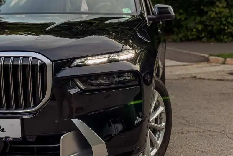 BMW X7 din 2023 cu 17.400 km - oferta BMW110646 - foto 2