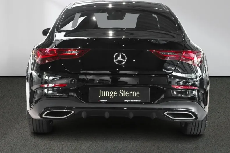 Mercedes-Benz CLA 180 din 2024 cu 8.493 km - oferta MER110655 - foto 3